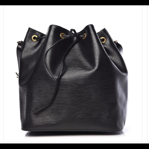 Louis Vuitton Handbags - 💯LOUIS VUITTON BLACK EPI LEATHER PETIT NOE!